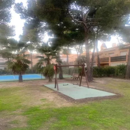 Apartment 4 Pers Avec Piscine, Tennis Et Wifi